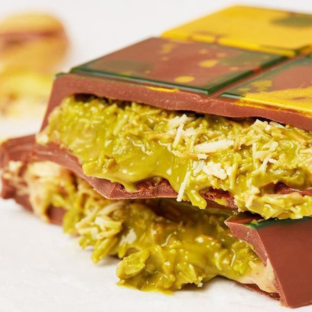 Pistachio Kunafa Chocolate